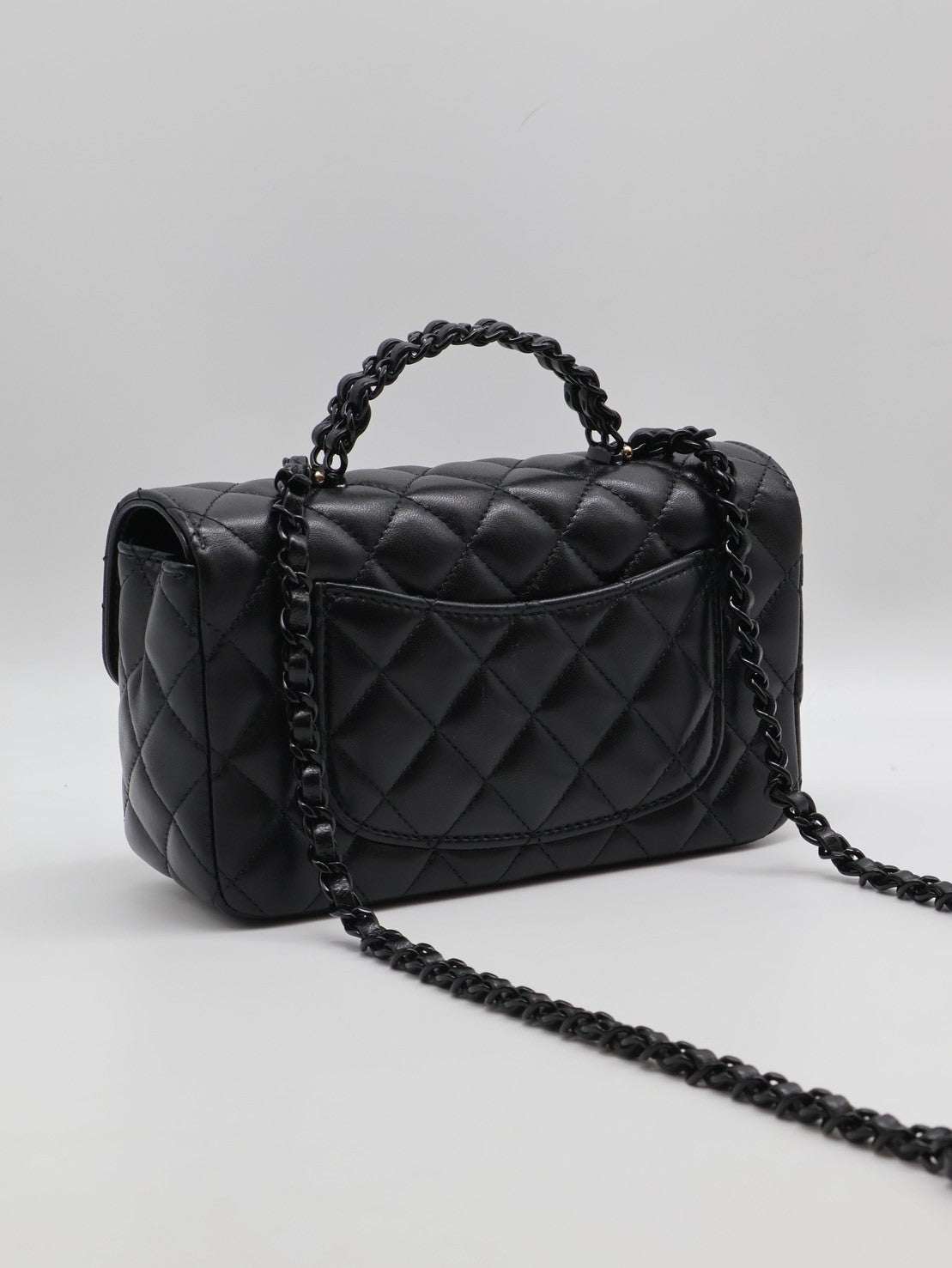 CHANEL 25C漆皮手柄Handle Mini CF - So Black