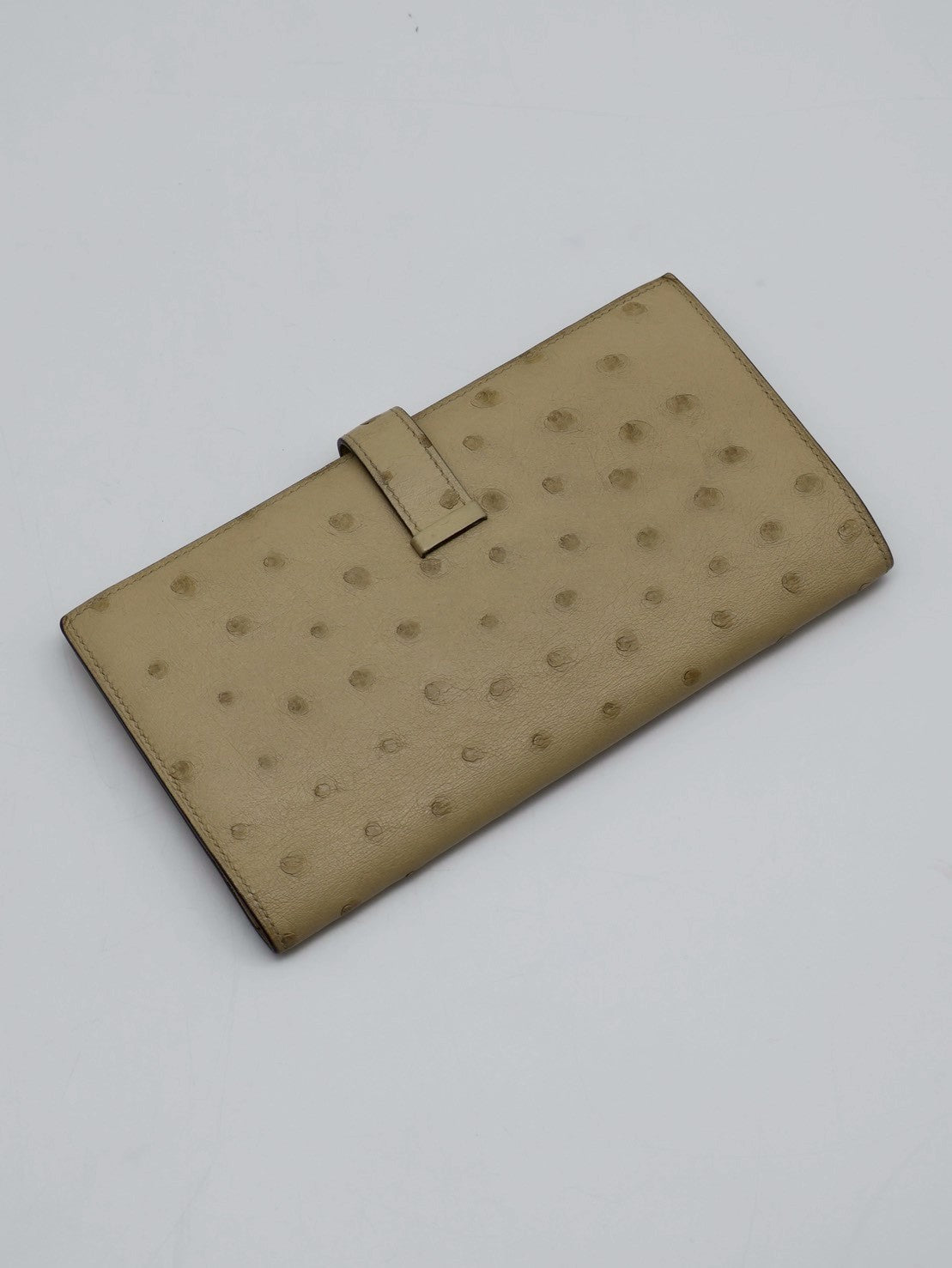 HERMES Bearn雙折長夾 - 鴕鳥皮羊毛白銀 X