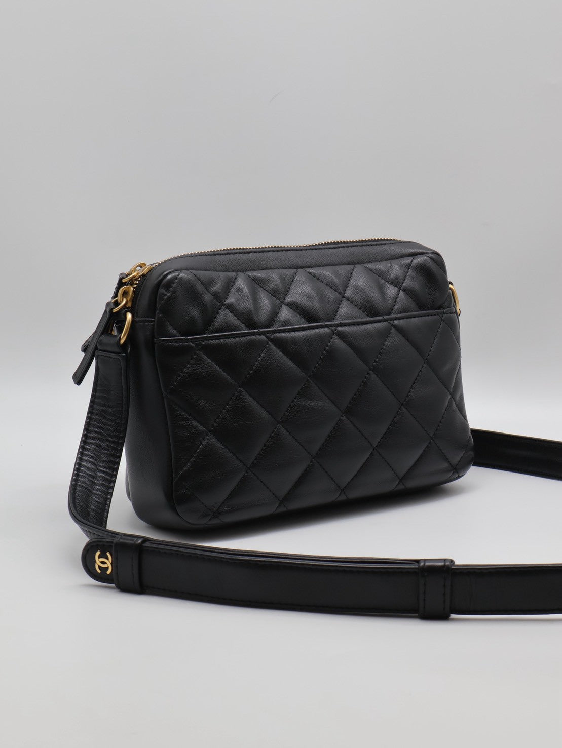 CHANEL 雙口袋炸藥包 - 小號黑金