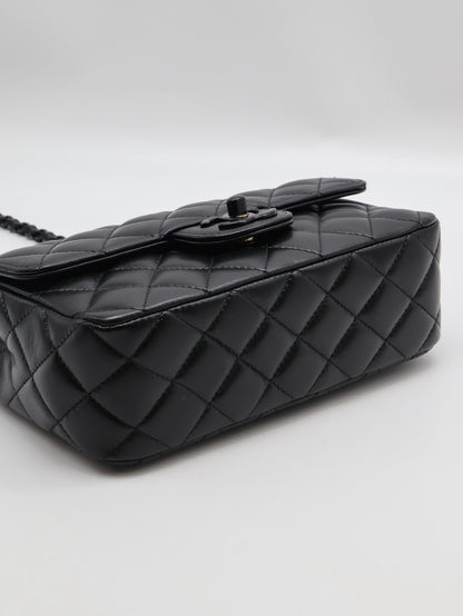 CHANEL 25C漆皮手柄Handle Mini CF - So Black