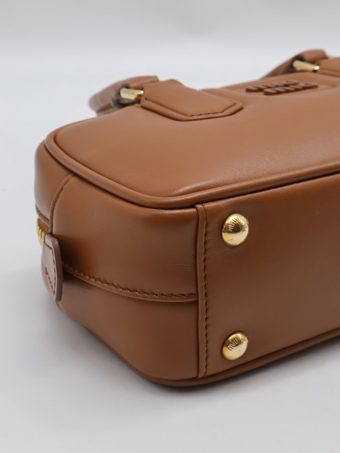 Miu Miu - Arcadie保齡球包 - 小號焦糖棕