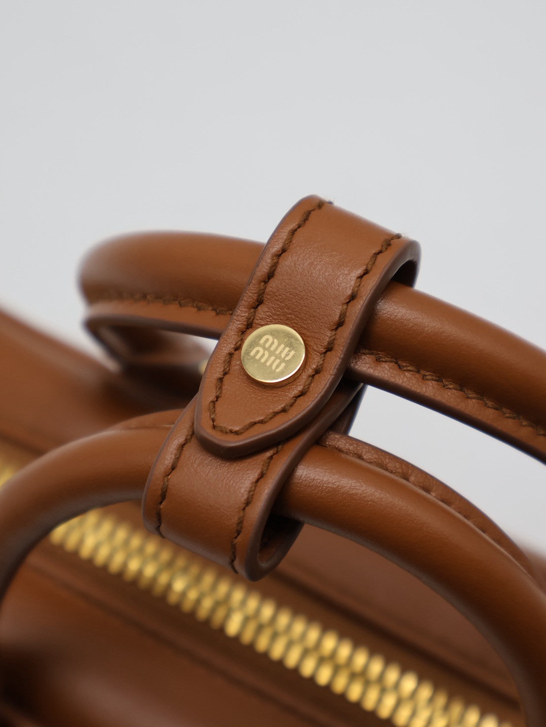 Miu Miu - Arcadie保齡球包 - 小號焦糖棕