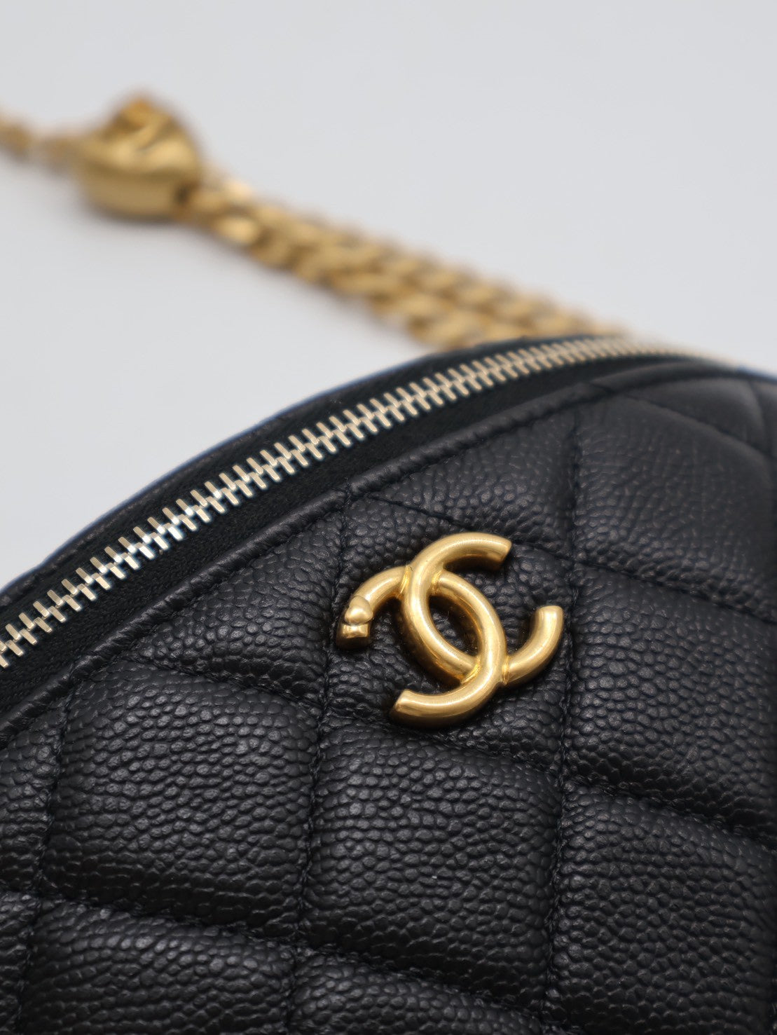 CHANEL 24P愛心調節釦腰包 - 黑金