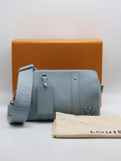 LOUIS VUITTON City keepall - 淺藍