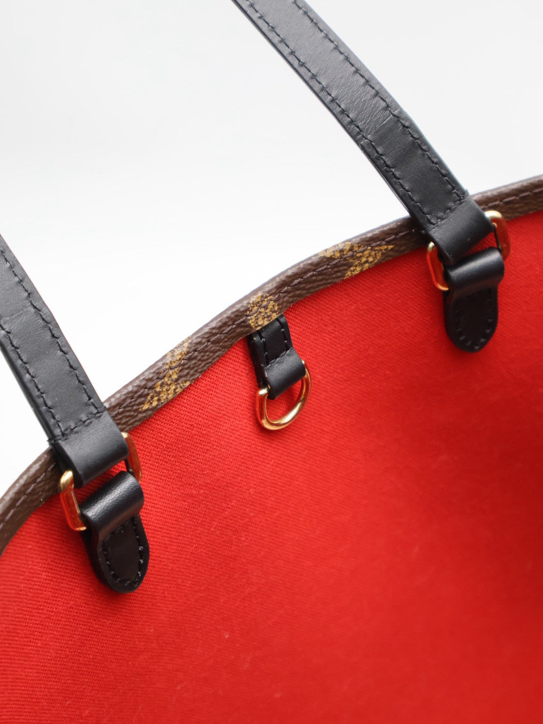 LOUIS VUITTON On The Go - MM