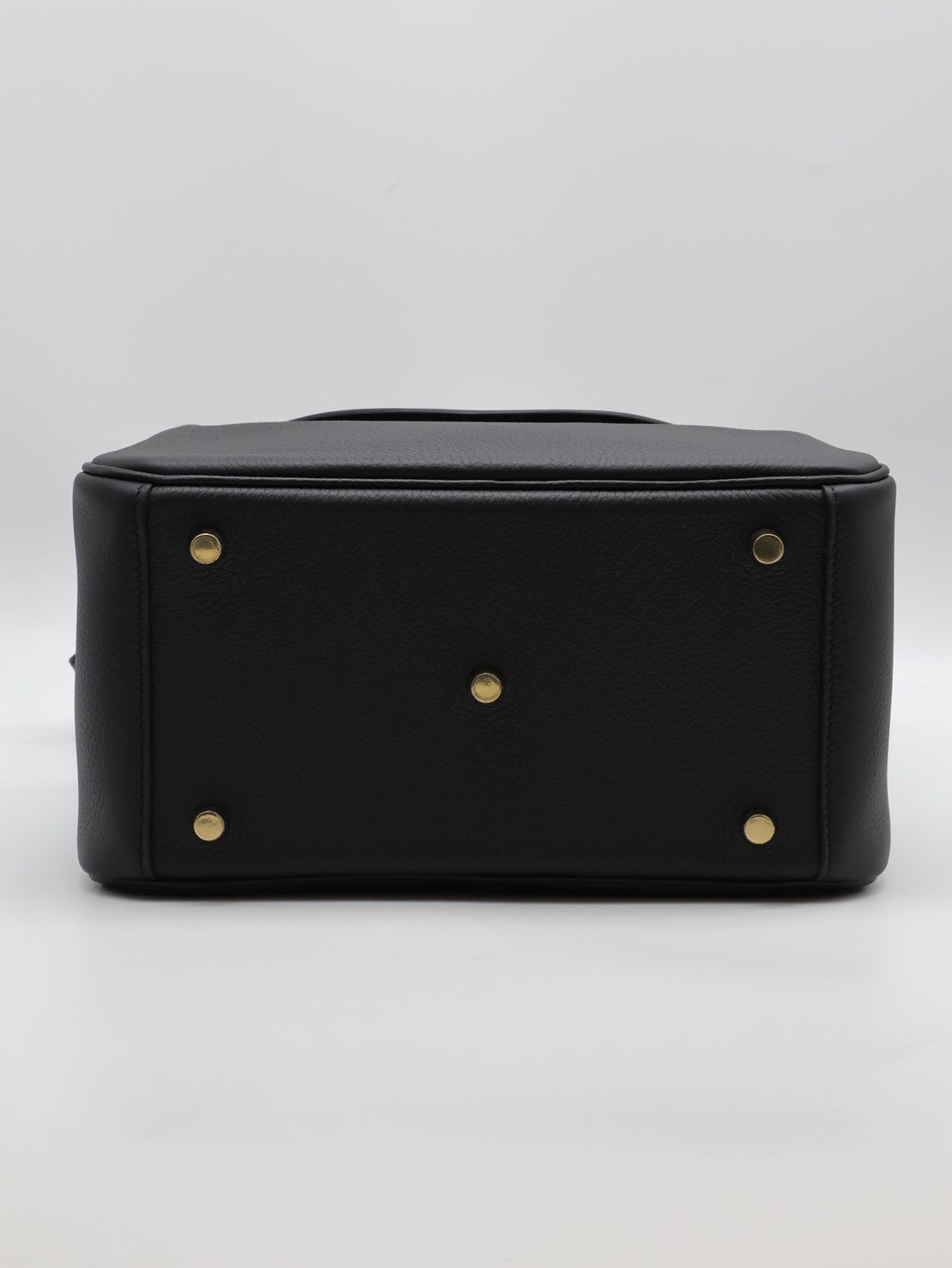 HERMES Lindy 26 - Noir 89 黑金 B