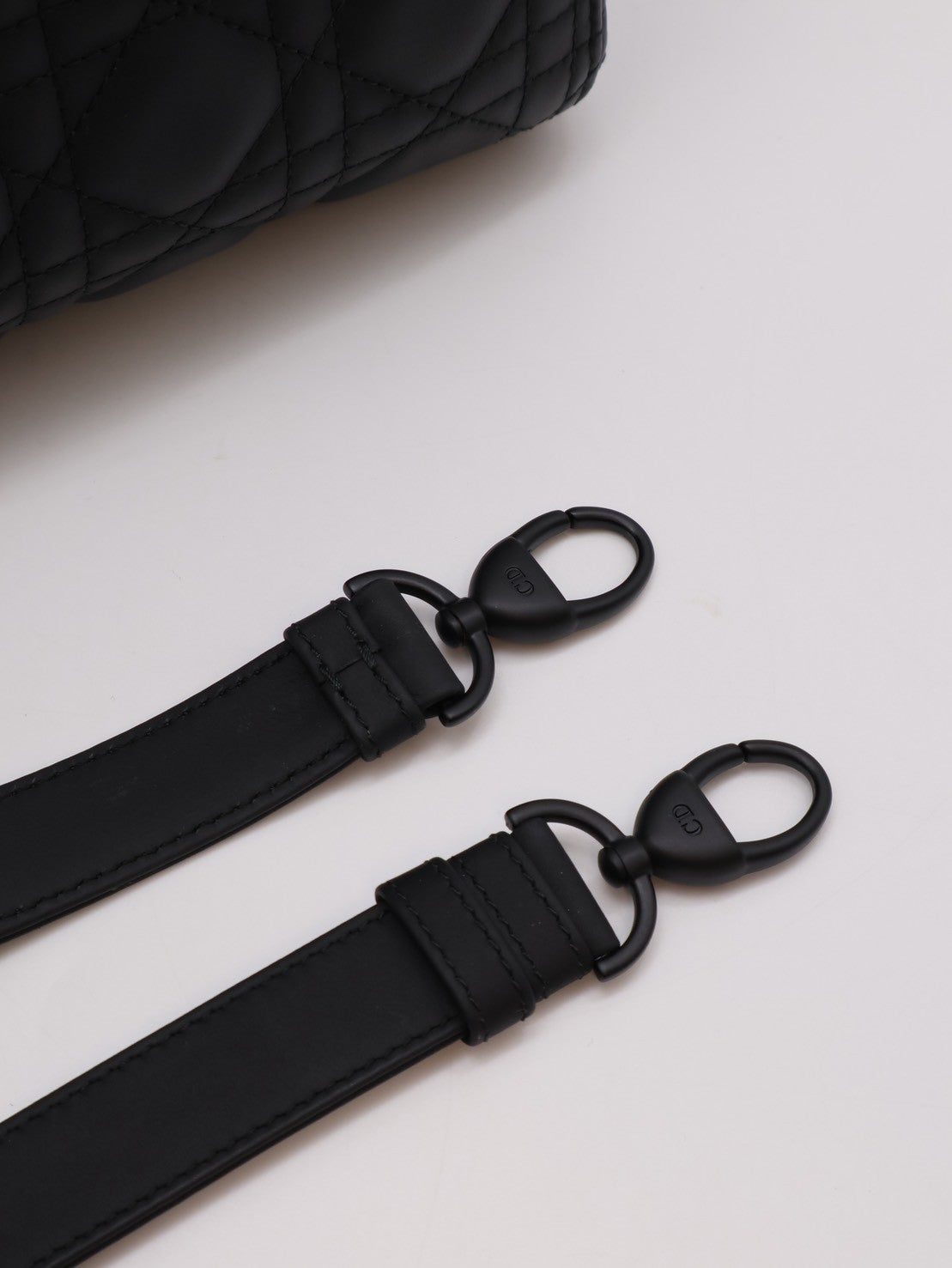 DIOR Lady dior 藤格紋戴妃包 - 中號So black