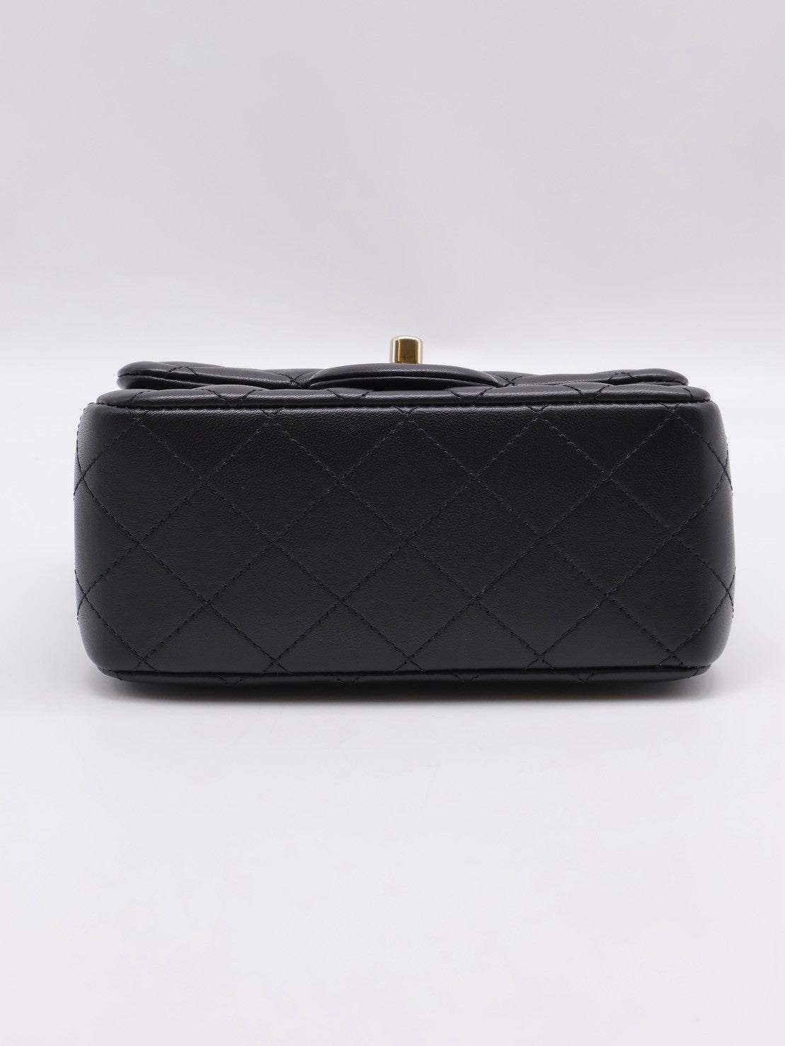 CHANEL 經典口蓋包方胖子 17 - 足球黑金