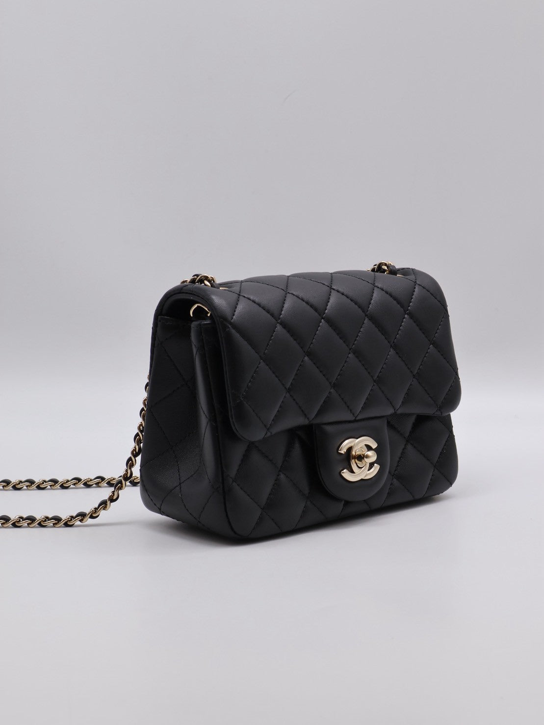 CHANEL 經典口蓋包方胖子 17 - 足球黑金