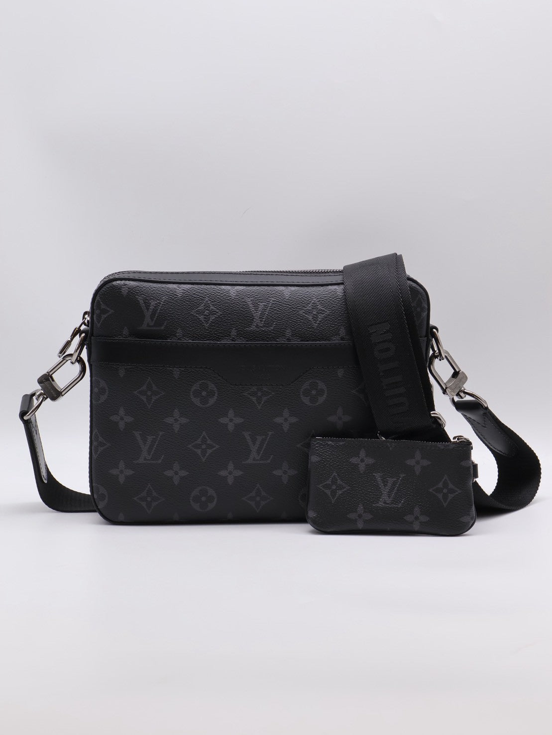 LOUIS VUITTON Trio三合一黑武士郵差包