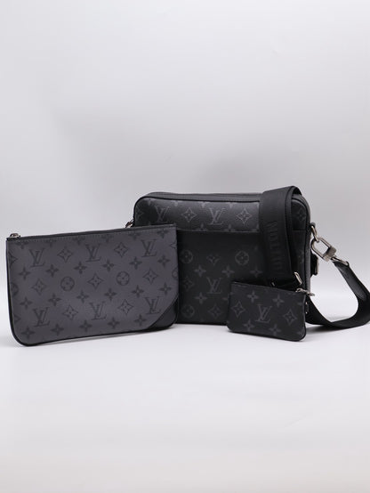 LOUIS VUITTON Trio三合一黑武士郵差包