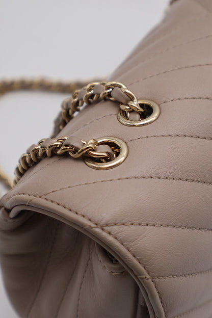 CHANEL V紋牛皮單肩包 - 米灰24開
