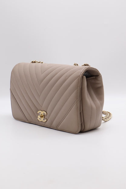 CHANEL V紋牛皮單肩包 - 米灰24開