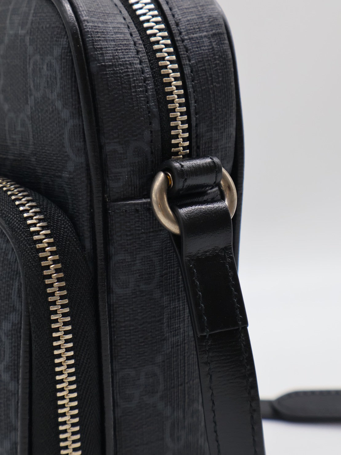 GUCCI Retro斜背小包