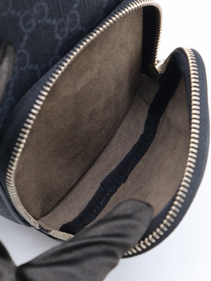 GUCCI Retro斜背小包