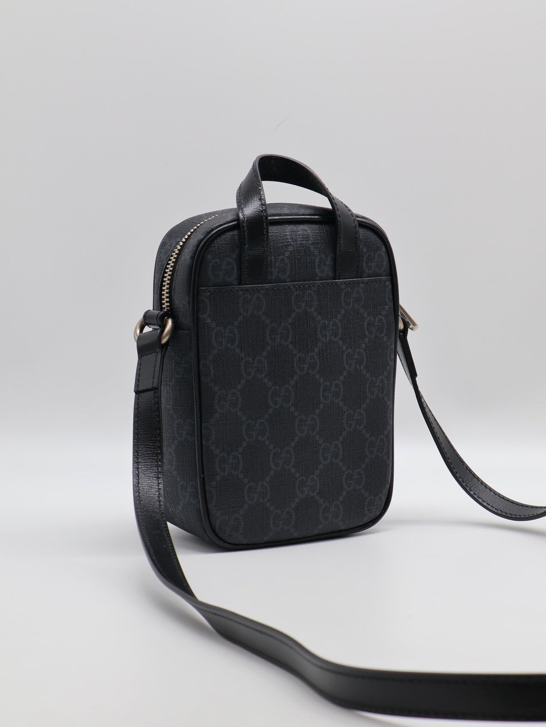 GUCCI Retro斜背小包