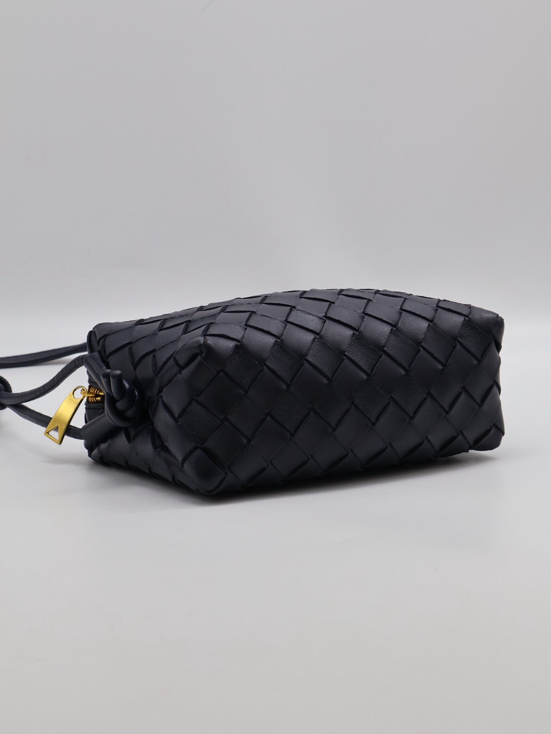 BOTTEGA VENETA Mini Loop相機包 - 深藍