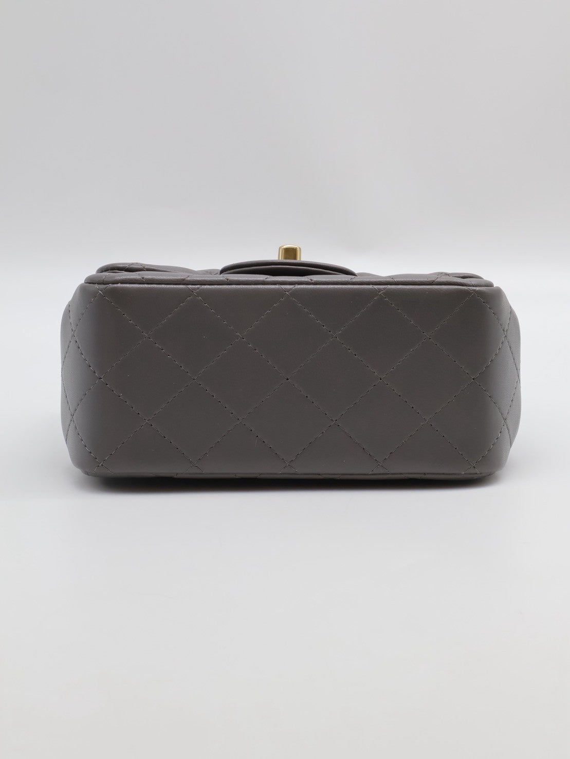 CHANEL 經典口蓋包方胖子 17 - 深灰金