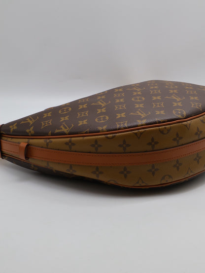 LOUIS VUITTON Loop hobo