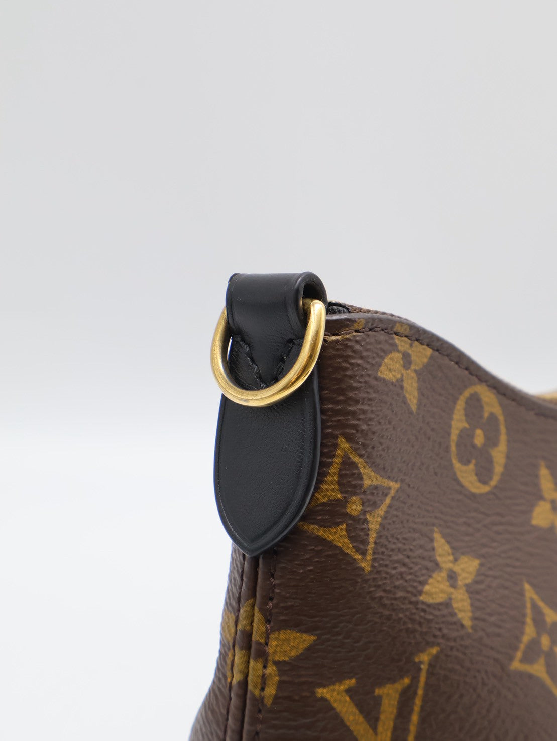 LOUIS VUITTON Boulogne牛角包 - PM黑