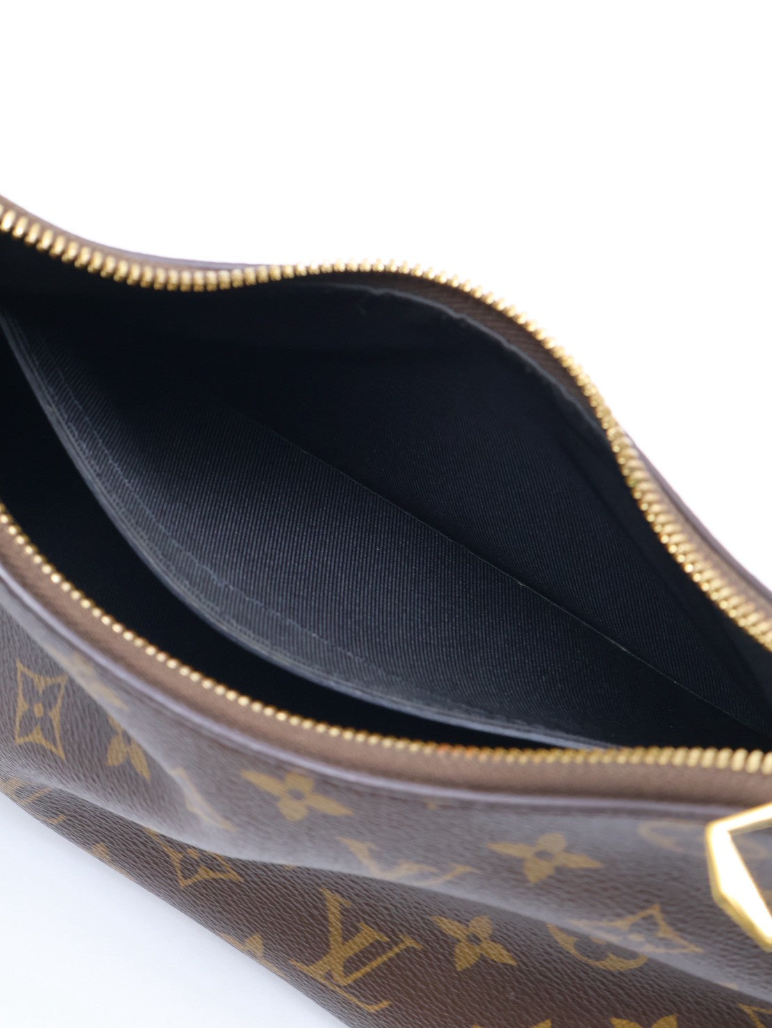 LOUIS VUITTON Boulogne牛角包 - PM黑