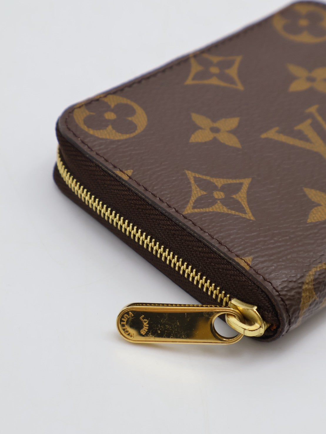 LOUIS VUITTON 經典老花拉鍊零錢包