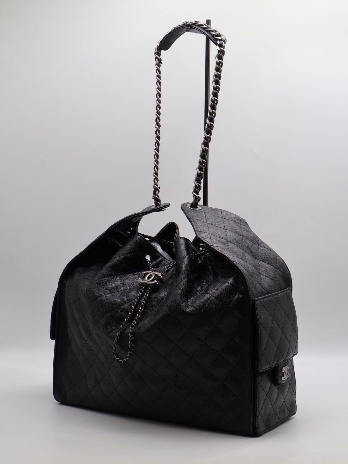CHANEL 25 Hobo Bag - 大號黑銀