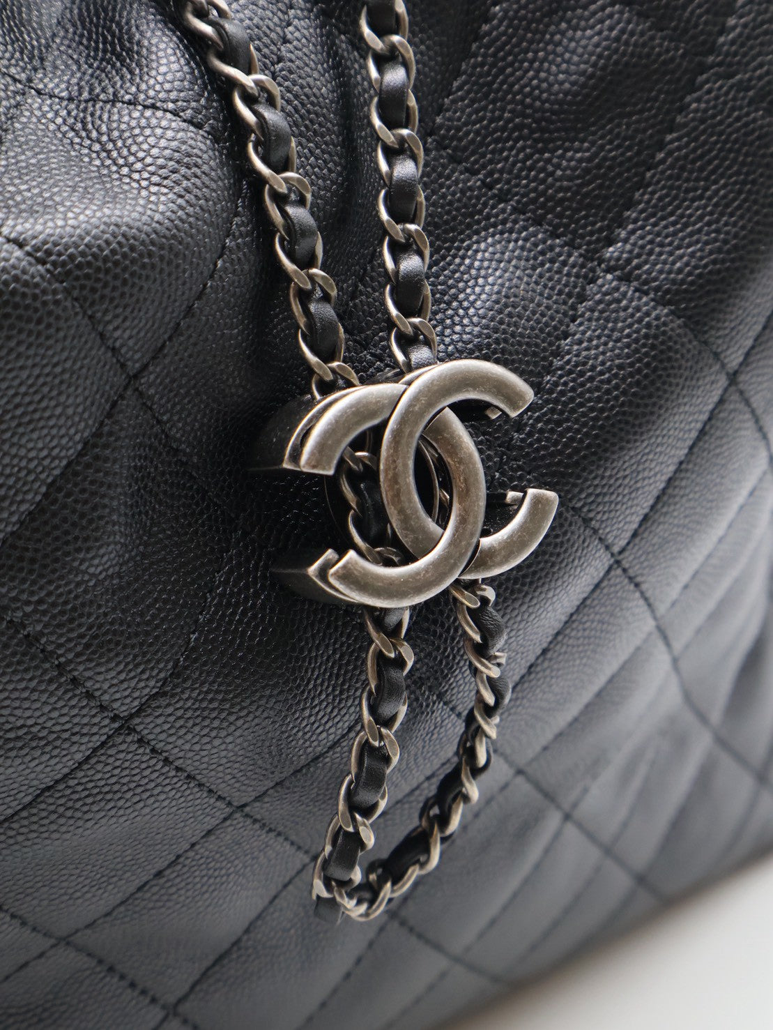CHANEL 25 Hobo Bag - 大號黑銀