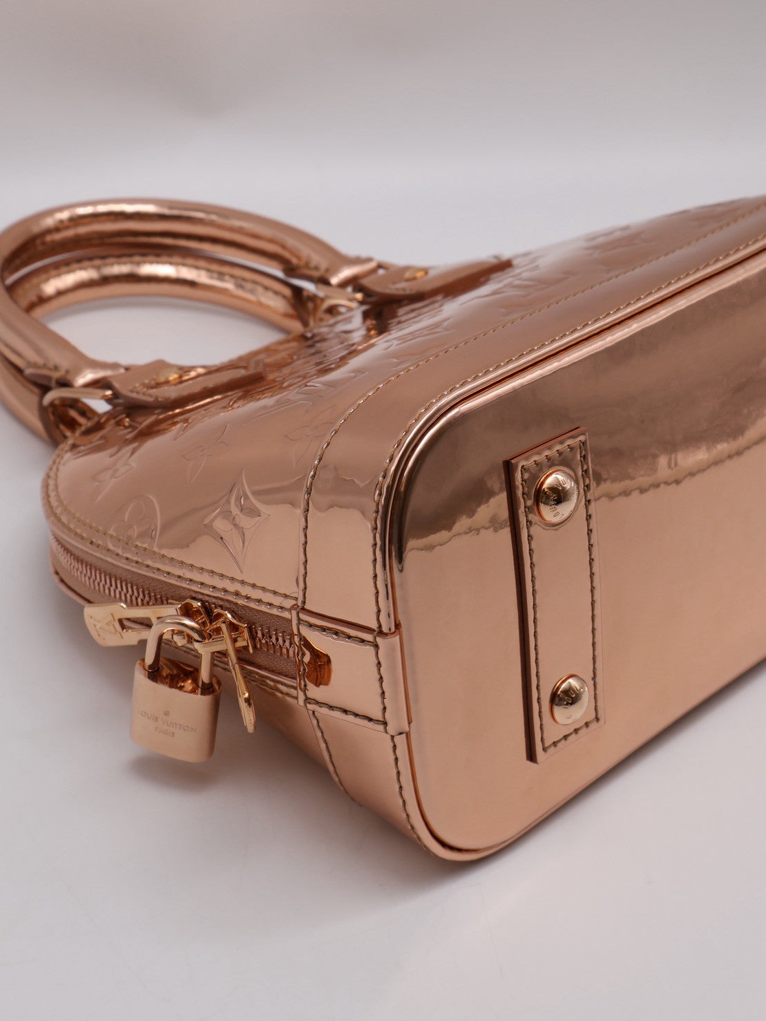 LOUIS VUITTON Alma BB - 玫瑰金