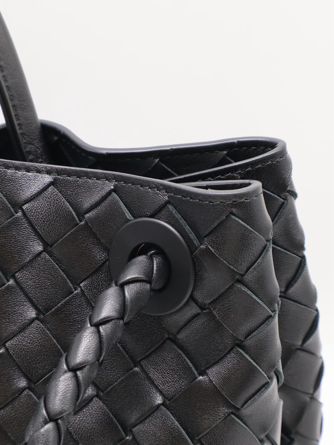 BOTTEGA VENETA Andiamo編織單肩包 - 中號黑金