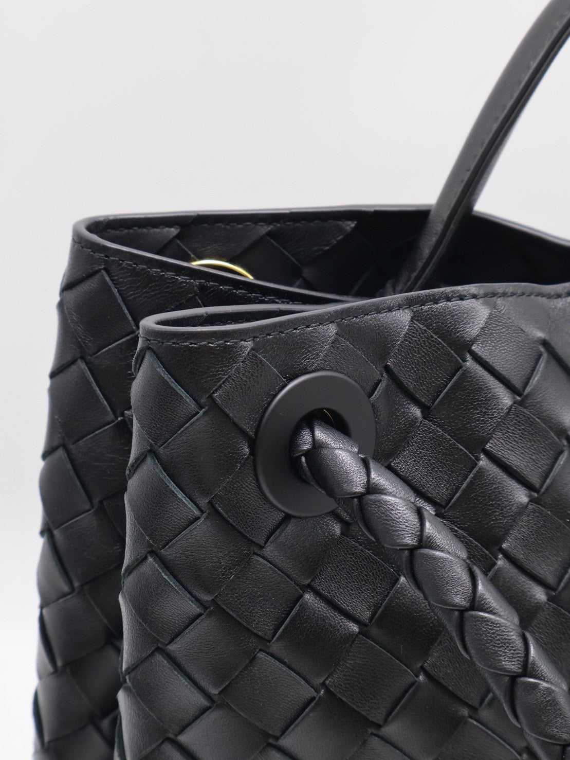 BOTTEGA VENETA Andiamo編織單肩包 - 中號黑金