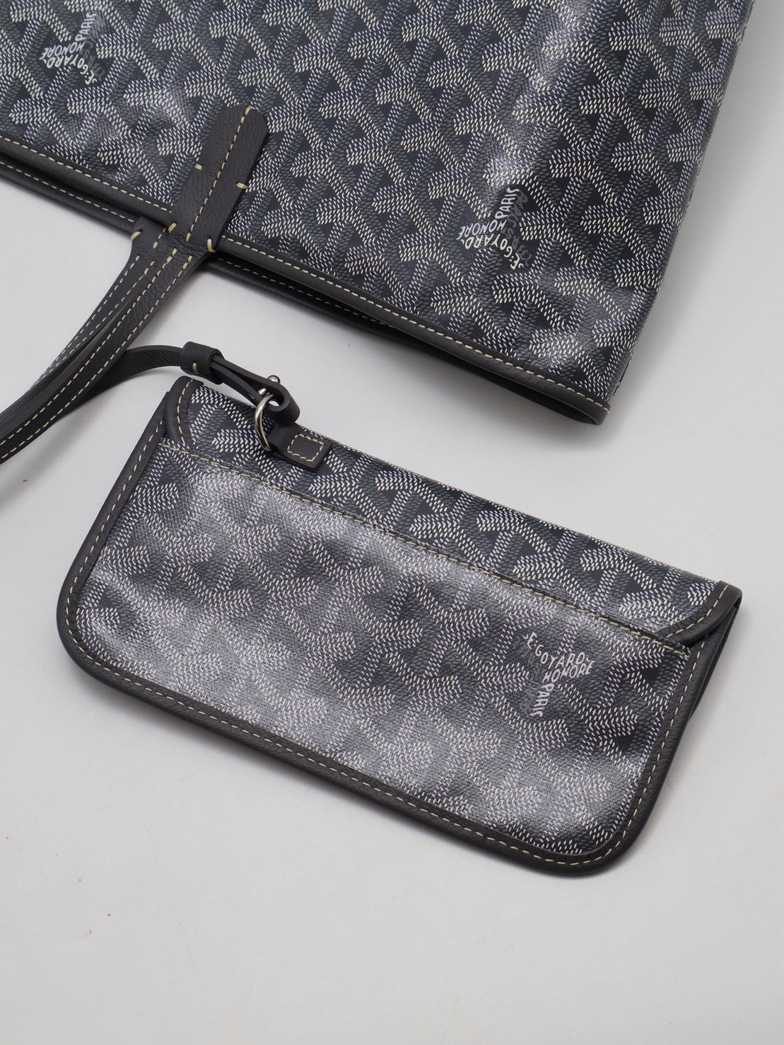 GOYARD 新版亞麻帆布Tote - 小號灰