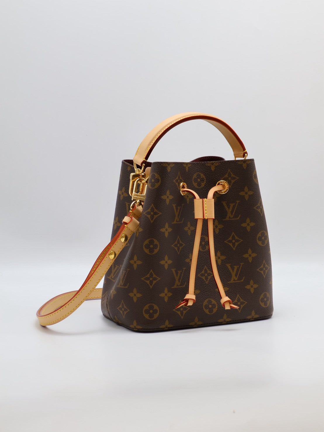 LOUIS VUITTON Neonoe BB 水桶包