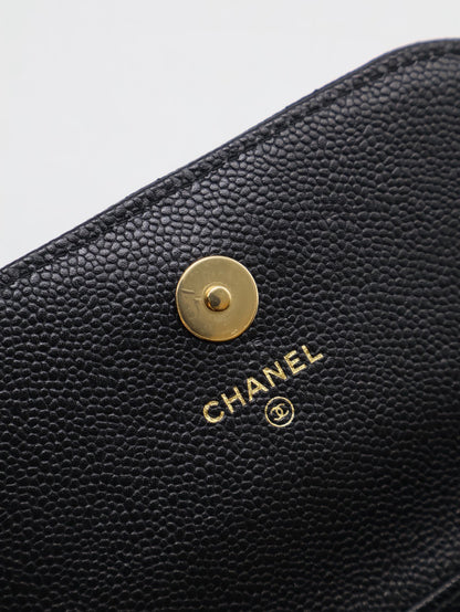 CHANEL 粒面牛皮郵差包 - Mini黑金