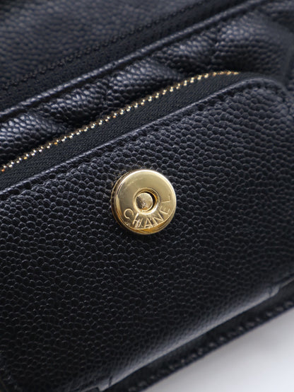 CHANEL 粒面牛皮郵差包 - Mini黑金