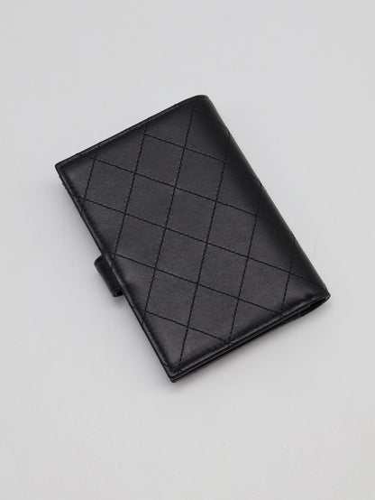 CHANEL 25C雙折護照夾中型錢包 - So Black