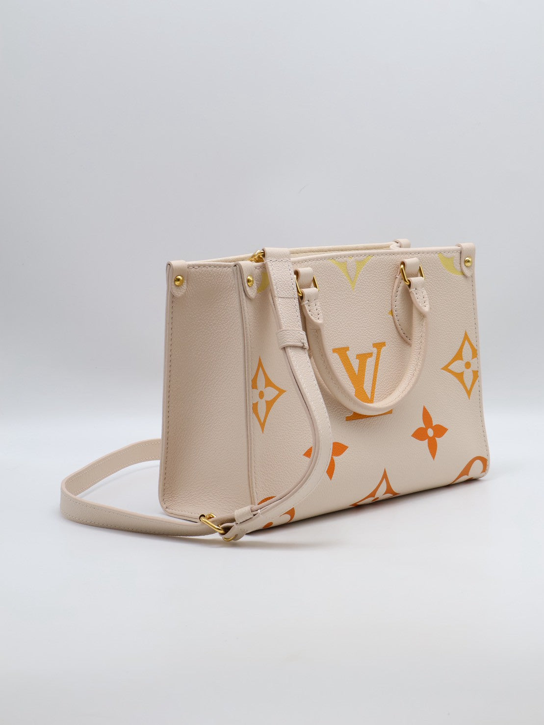 LOUIS VUITTON On The Go - PM彩字