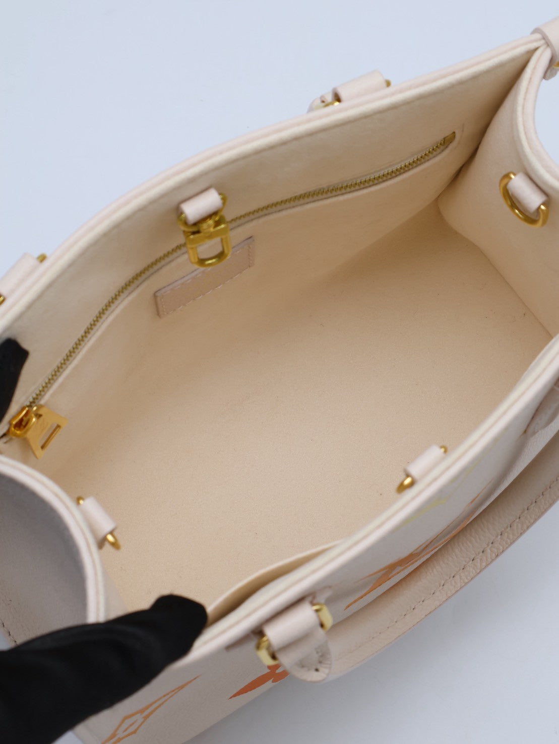 LOUIS VUITTON On The Go - PM彩字