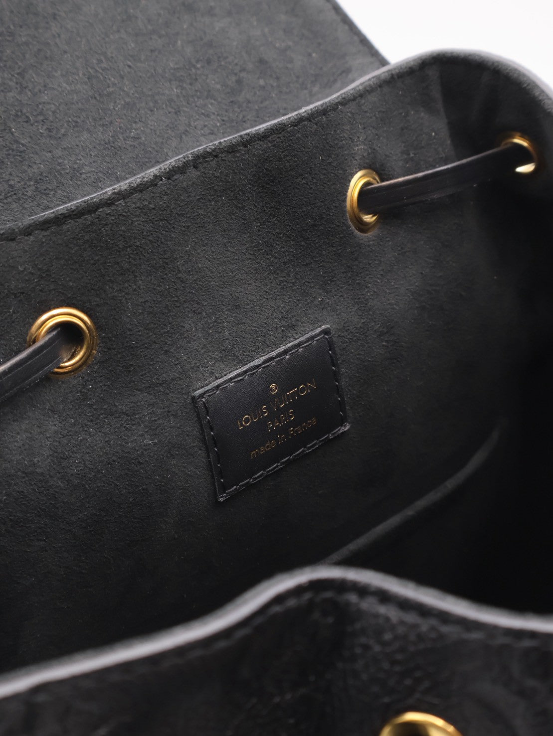 LOUIS VUITTON Montsouris壓紋牛皮後背包 - 黑