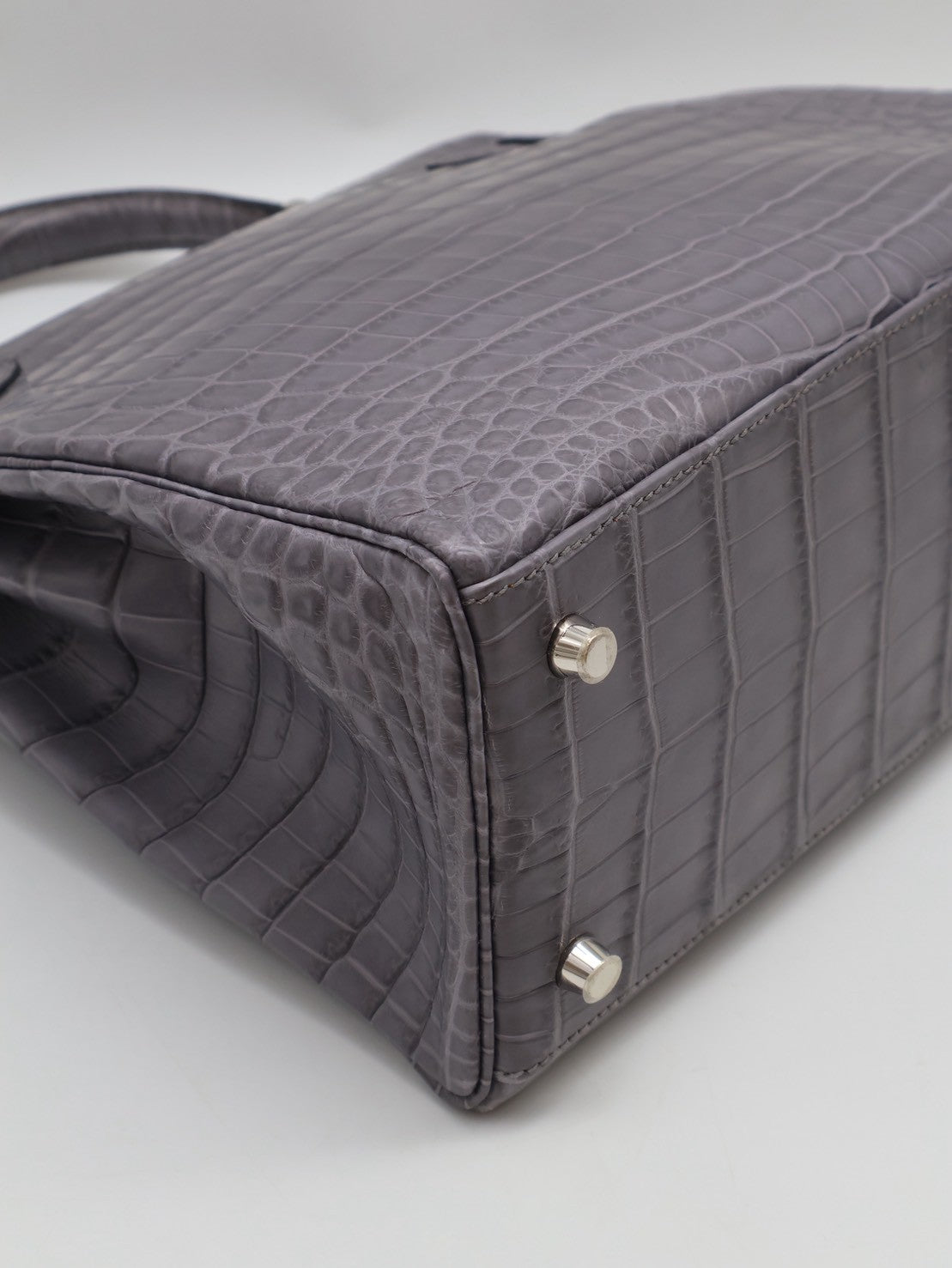 HERMES Kelly 28 霧面鱷魚皮 - 巴黎灰銀 🅀