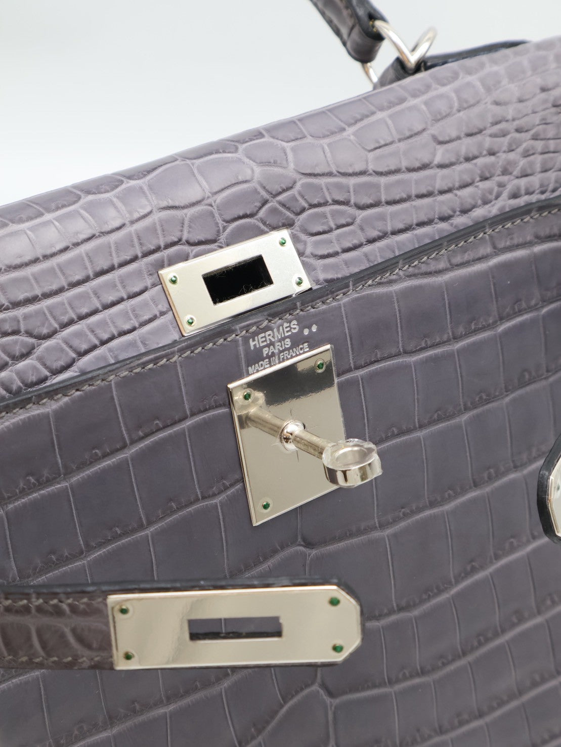 HERMES Kelly 28 霧面鱷魚皮 - 巴黎灰銀 🅀