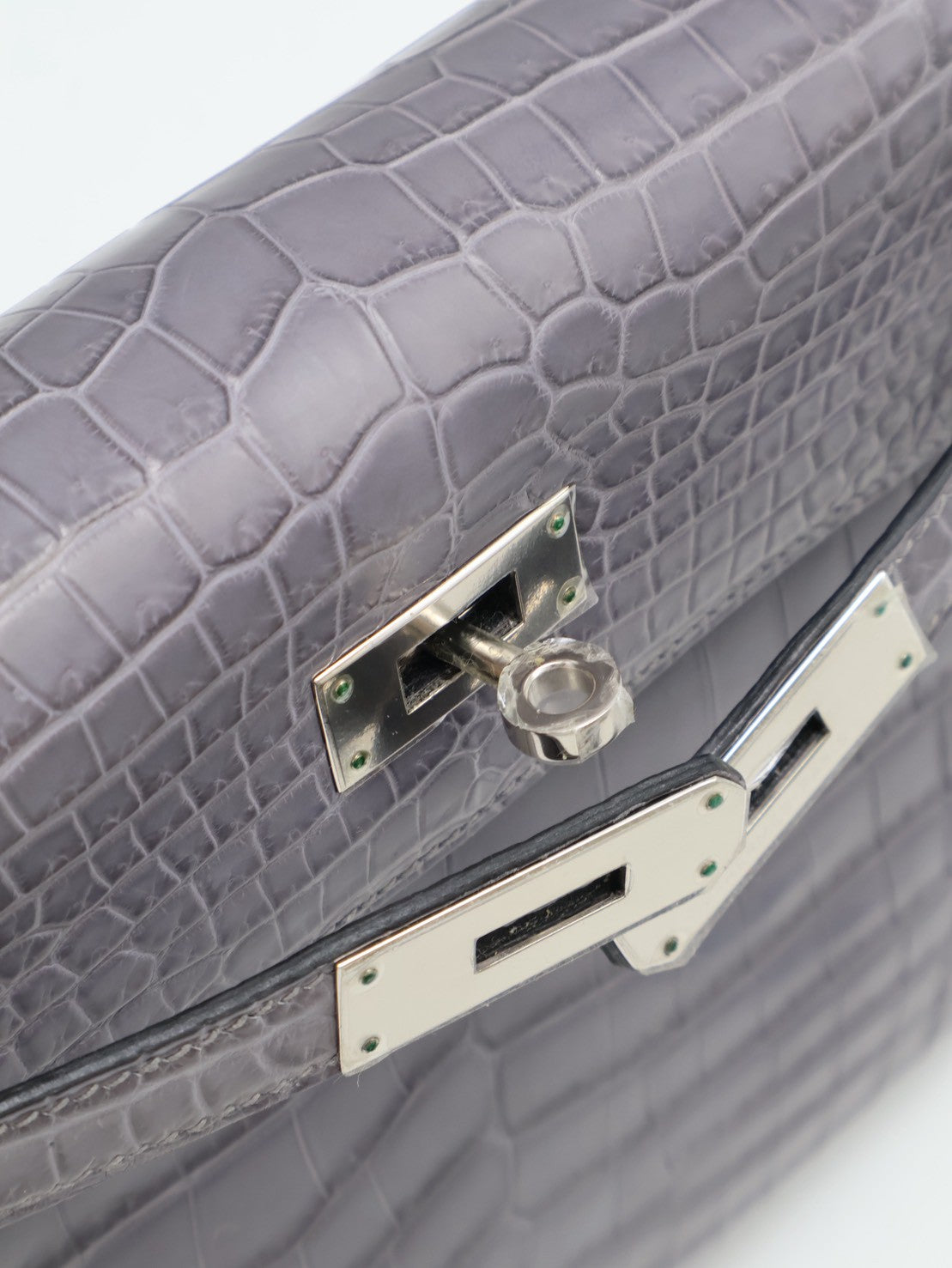 HERMES Kelly 28 霧面鱷魚皮 - 巴黎灰銀 🅀