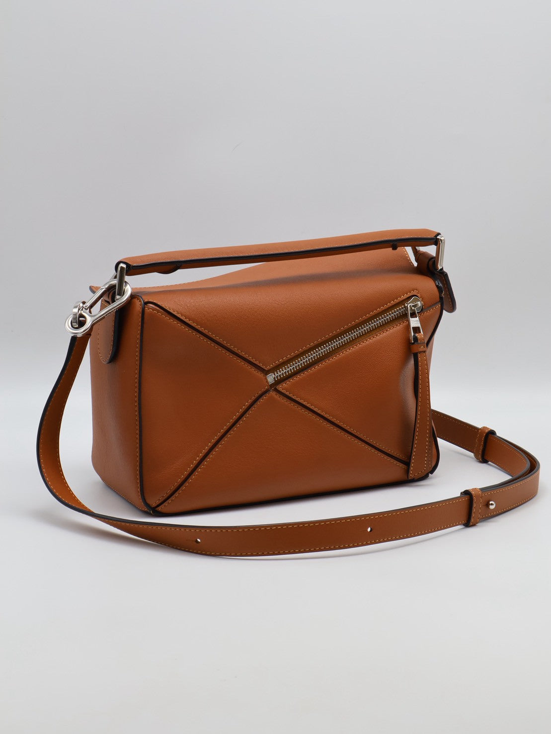 LOEWE Puzzle小牛皮手袋 - 小號棕色