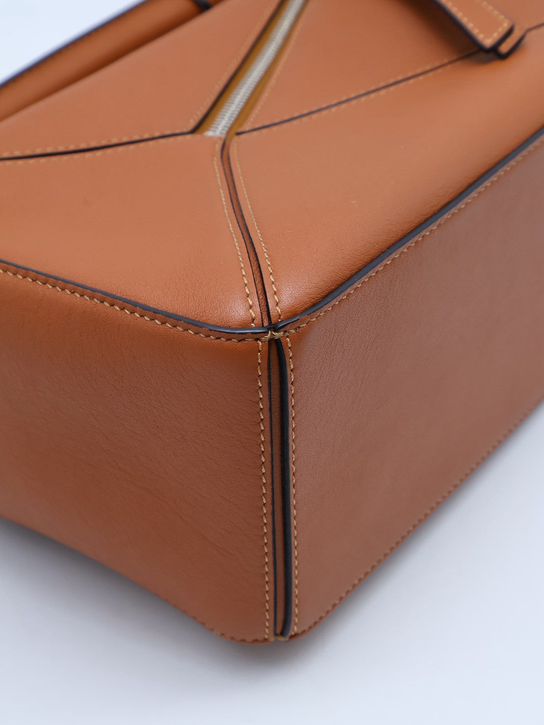 LOEWE Puzzle小牛皮手袋 - 小號棕色