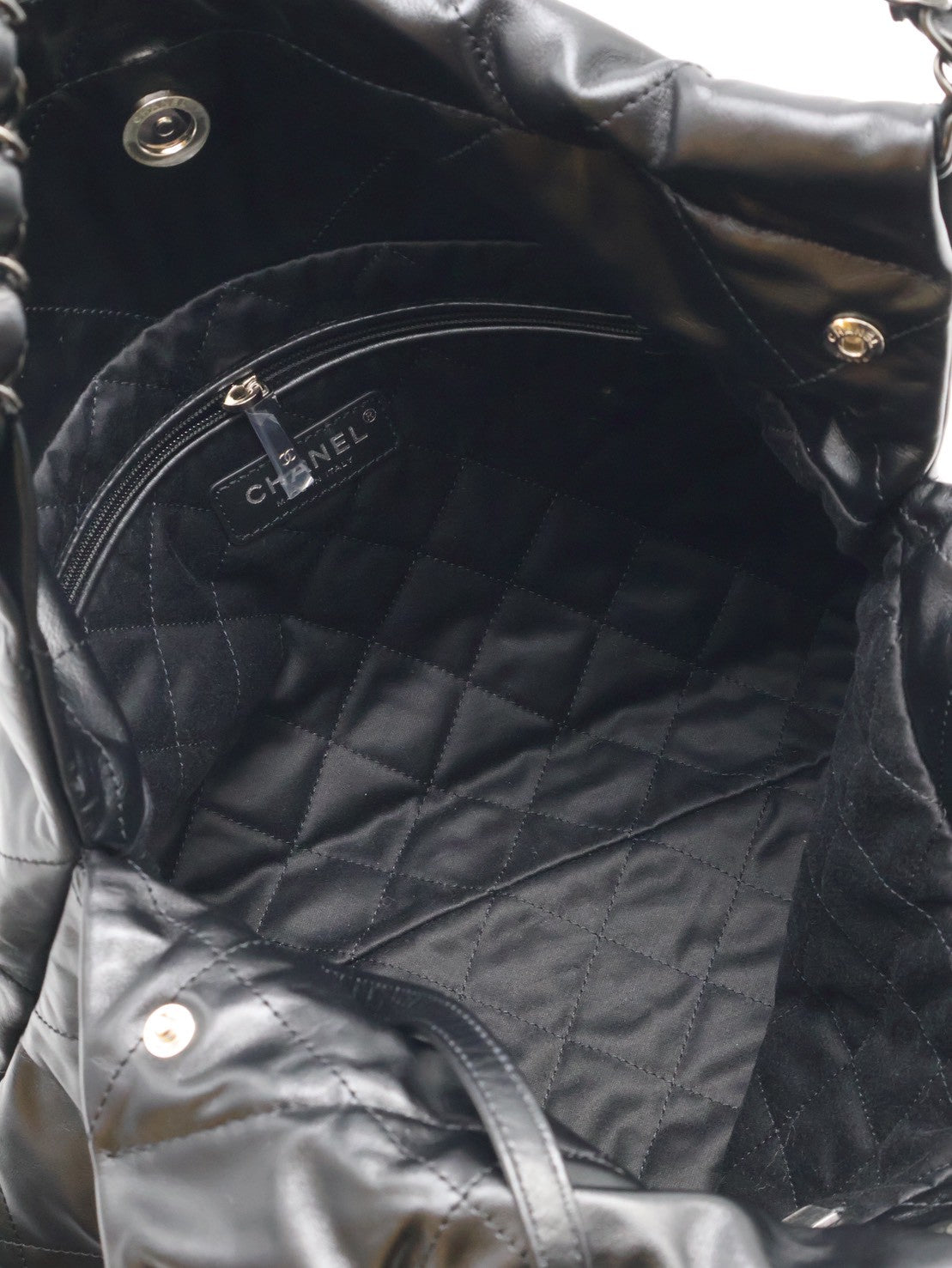 CHANEL 22 Bag - 小號So Black