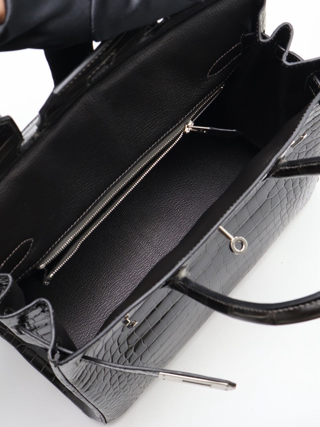 HERMES Birkin 30 亮面鱷魚皮 - Noir 89 黑銀 🅁