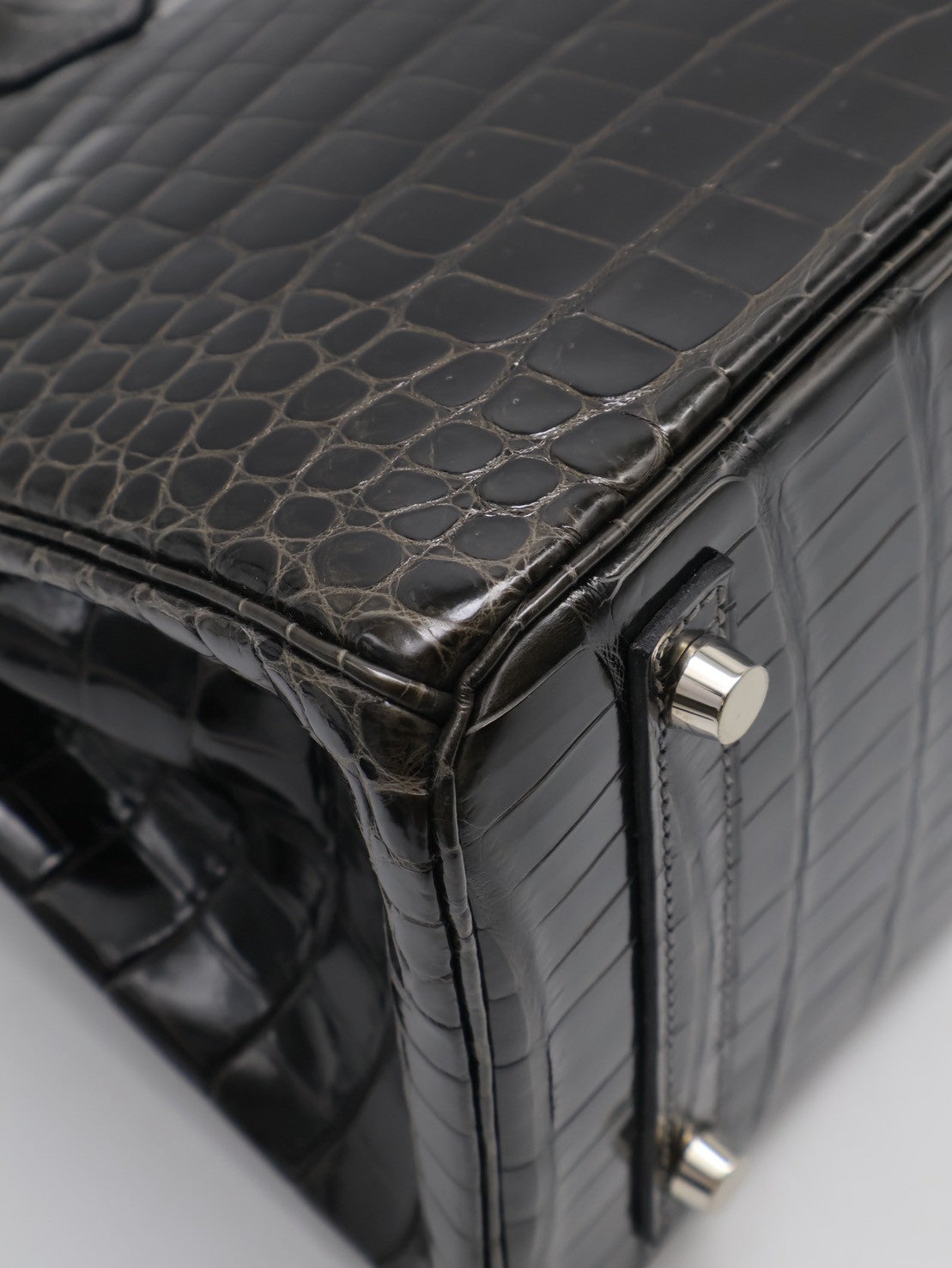 HERMES Birkin 30 亮面鱷魚皮 - Noir 89 黑銀 🅁