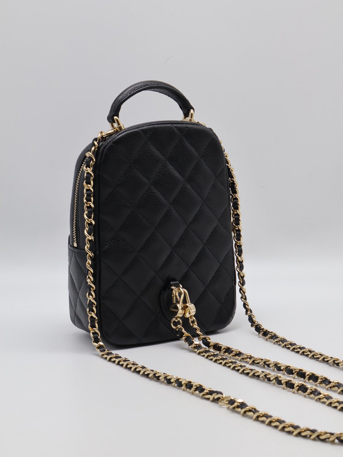 CHANEL 粒面牛皮迷你後背包 - 黑金