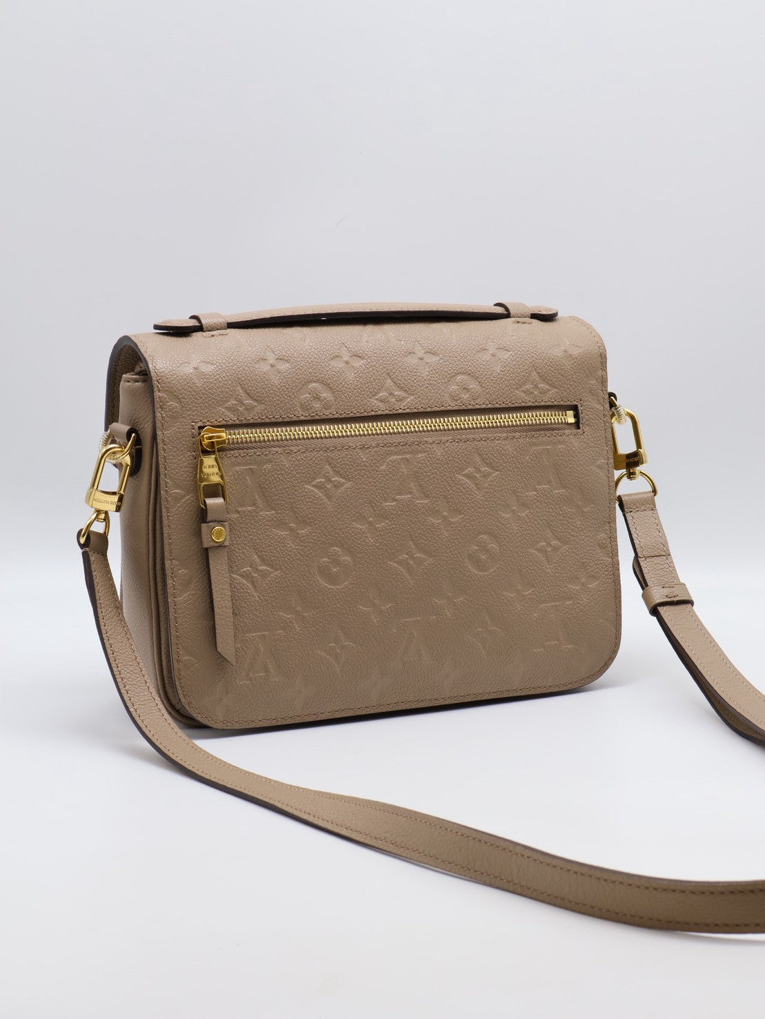 LOUIS VUITTON Pochette Metis郵差包 - 米