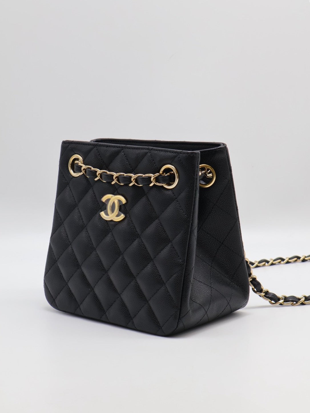 CHANEL Mini Tote粒面牛皮水桶包 - 黑金